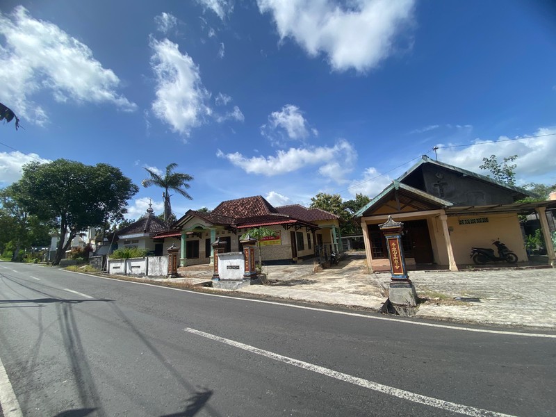 Tanah Strategis 2.291 Meter Persegi di Pusat Wonosari ,Bonus Bangunan Rumah & Lokasi Premium, Wonosari, Gunungkidul