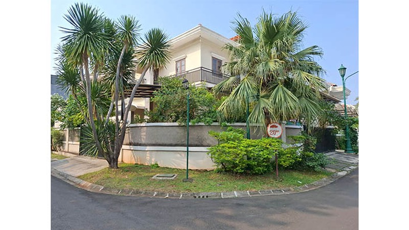 Rumah Hoek Pelangi Nila, Kelapa Gading