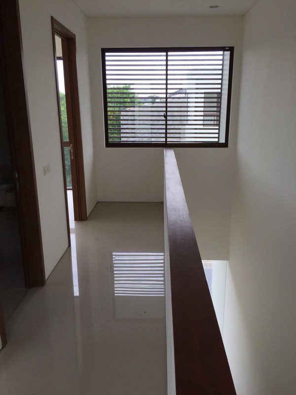  Dijual  Disewakan Rumah Hook Garden Ville Graha Natura Surabaya Barat (Tipe Celandine)  