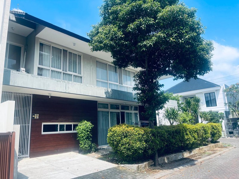 Dijual Rumah Minimalis Internasional Village Surabaya  