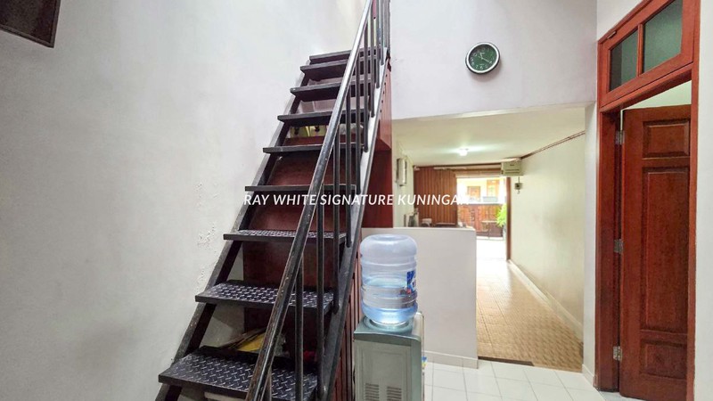 Dijual Rumah Full Furnished Siap Huni di Elang Malindo Jatiwaringin Jakarta Timur