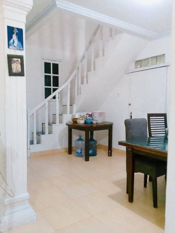 Rumah 2 lantai Di Ciater Permai BSD City