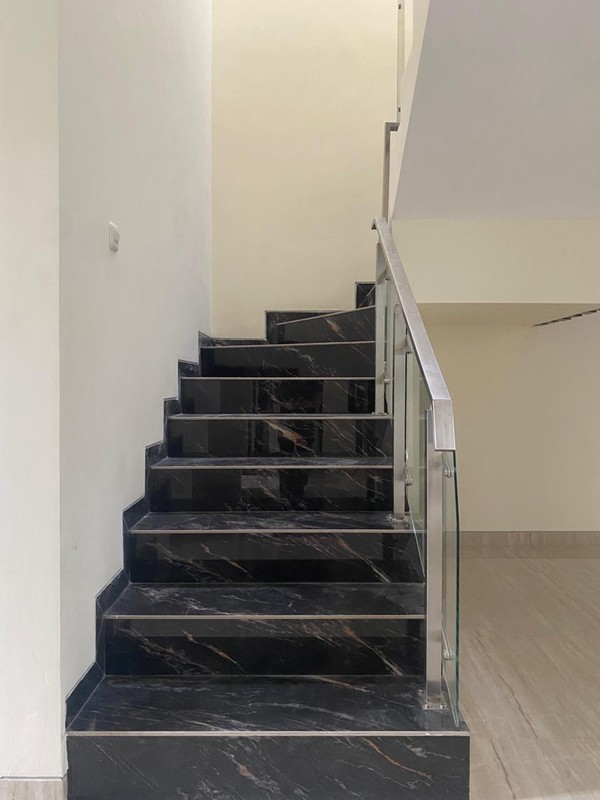 Jual Rumah Modern Minimalis Citraland Utama Surabaya Barat 