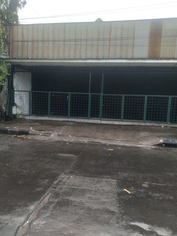 Disewakan 216 M2 Gudang Nol Jalan Raya Simo Jawar - Sukomanunggal Surabaya Barat  Akses Truk Kontainer 40 Feet Dekat Akses Tol, Margomulyo, Banyu Urip