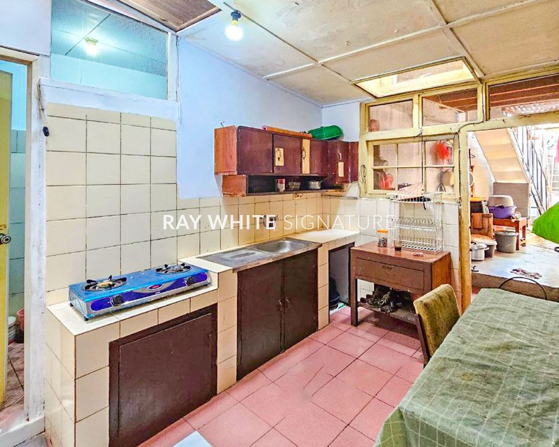 Rumah Dijual Cocok Untuk dibangun Kosan di Jl Pengairan Benhil