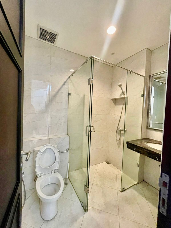 Modern Townhouse furnish with private pool perfect for expatriates kemang jakarta selatan 