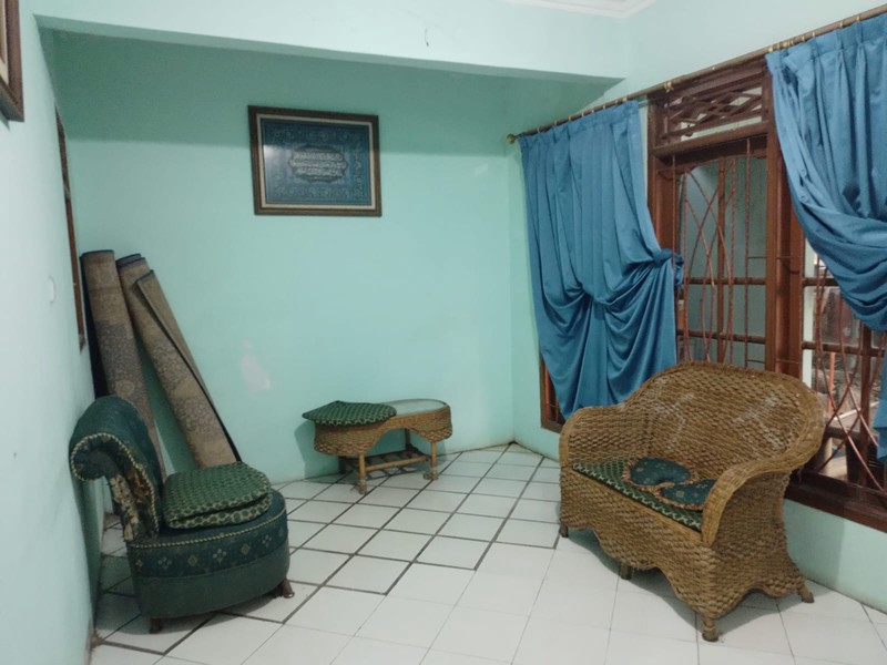 Rumah Hook di Larangan Kreo, Tangerang Kota