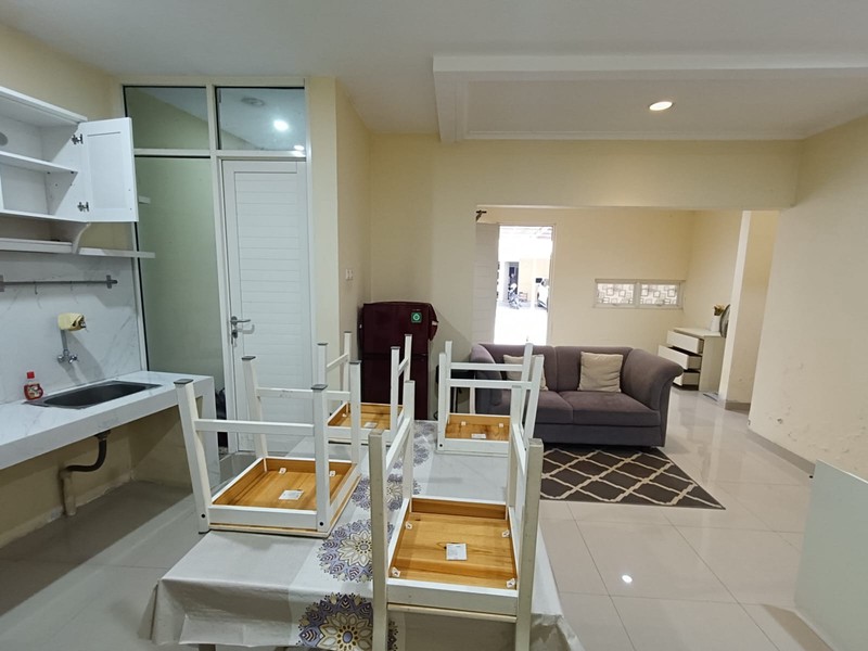  Rumah Sewa Furnished , Grand Wisata - Tambun . Bekasi