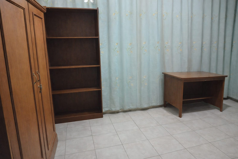 Rumah Hook di Larangan Kreo, Tangerang Kota