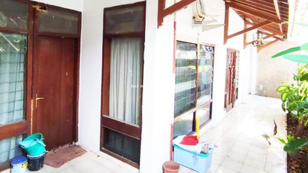 Dijual Rumah Lama masih Terawat di Jalan Lamandau II