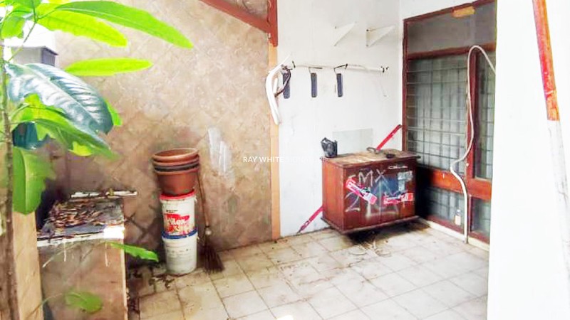 Dijual Rumah Lama masih Terawat di Jalan Lamandau II