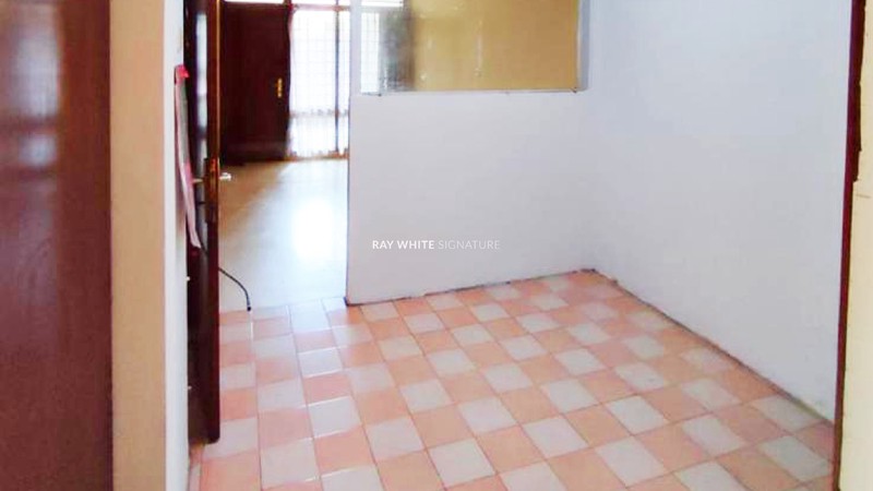 Dijual Rumah Lama masih Terawat di Jalan Lamandau II