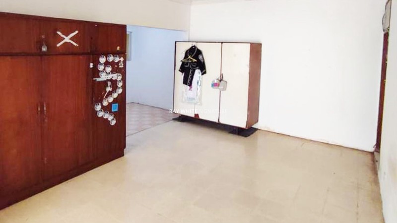 Dijual Rumah Lama masih Terawat di Jalan Lamandau II