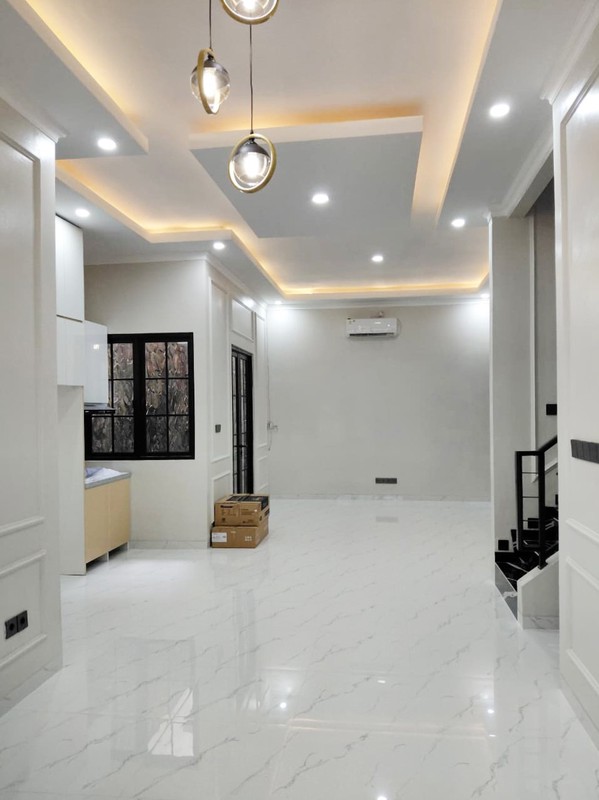 Rumah Cantik di Griya Loka BSD - Dekat Pasar Modern & Tol