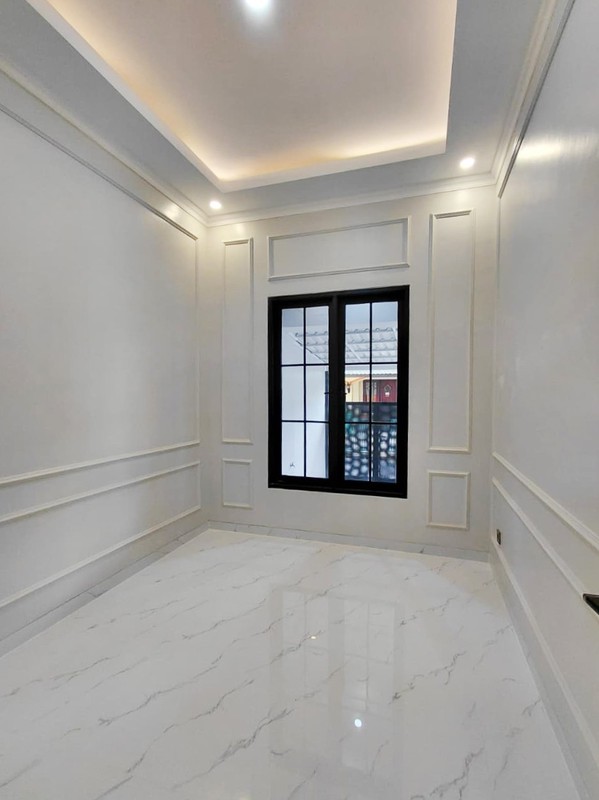 Rumah Cantik di Griya Loka BSD - Dekat Pasar Modern & Tol