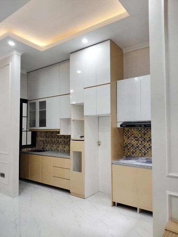 Rumah Cantik di Griya Loka BSD - Dekat Pasar Modern & Tol
