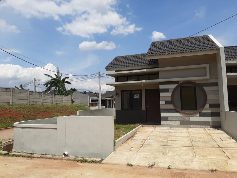 Rumah Hoek, Asri Satu Lantai di Harvest City Bekasi 