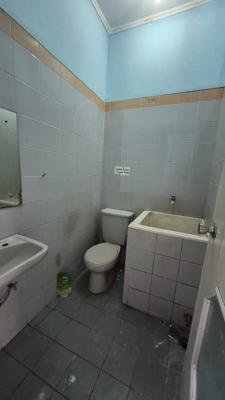 RUMAH DI CLUSTER MEKARINDAH JL PUSPA CIKARANG BARU JABABEKA RESIDENCE