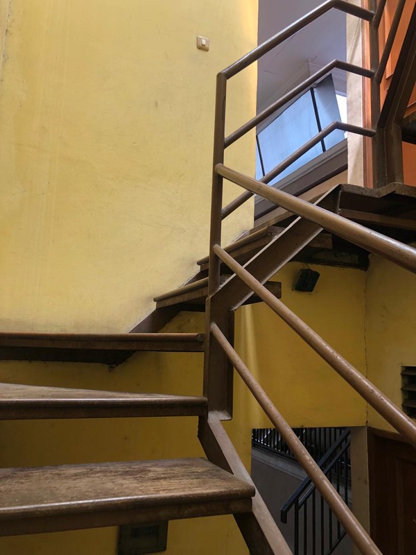 Rumah 3 Lantai Luas 1100M2 di Setiabudi Komersil Super Strategis