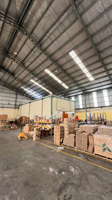 DiJual/Disewa gudang siap pakai di greges indah margomulyo surabaya