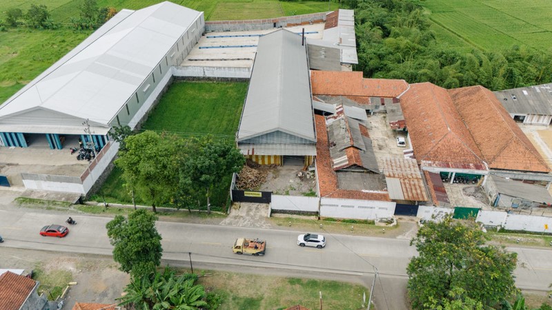 Disewakan Gudang Strategis 3825 Meter Persegi di Purbowangi, Kebumen Akses Jalan Lebar 