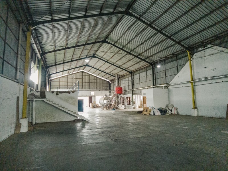 Disewakan Gudang Strategis 3825 Meter Persegi di Purbowangi, Kebumen Akses Jalan Lebar 