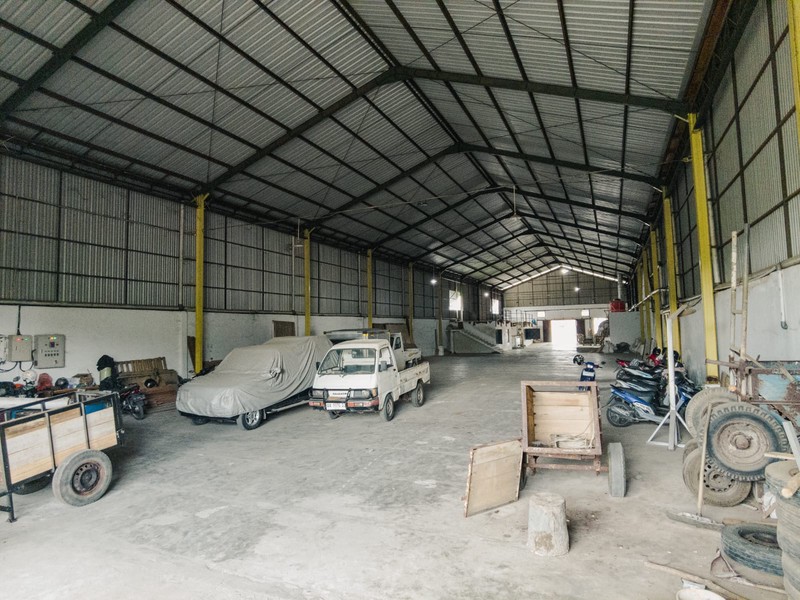 Disewakan Gudang Strategis 3825 Meter Persegi di Purbowangi, Kebumen Akses Jalan Lebar 