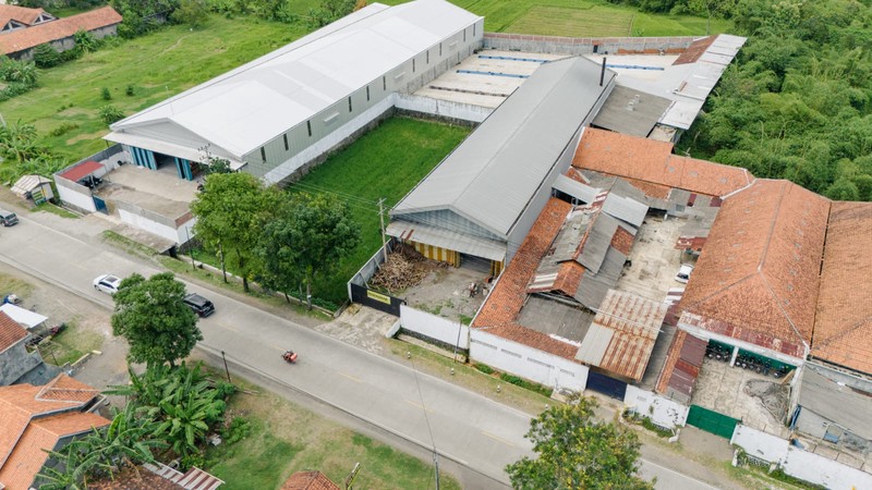 Disewakan Gudang Strategis 3825 Meter Persegi di Purbowangi, Kebumen Akses Jalan Lebar 