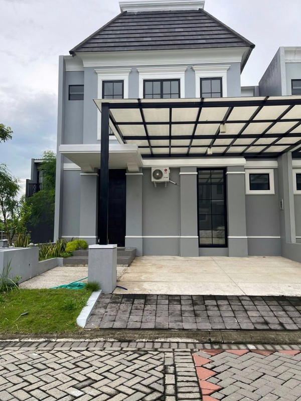 Dijual Rumah Siap huni di oakwood citraland surabaya