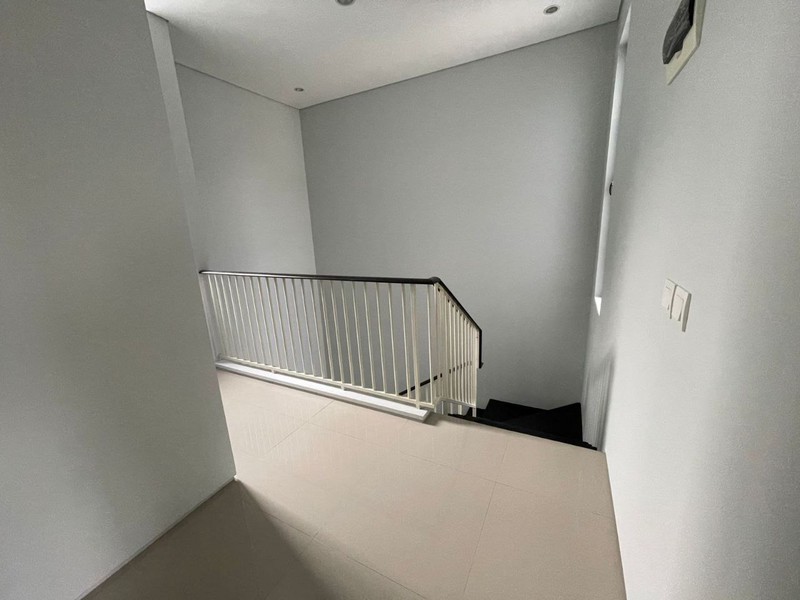 Dijual Rumah Siap huni di oakwood citraland surabaya