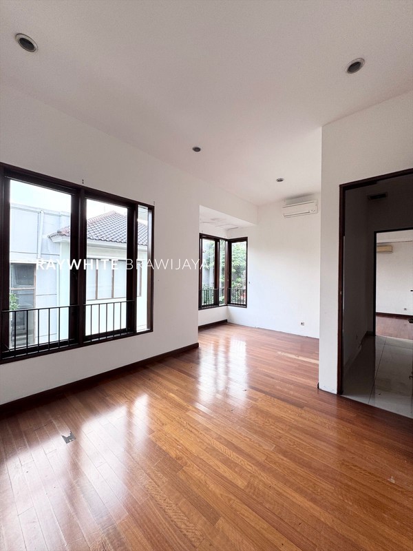 Rumah Siap Huni Lingkungan Tenang Area Cipete