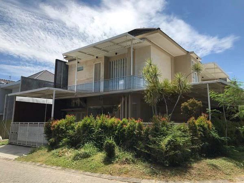 dijual rumah siap huni di eastwood citraland