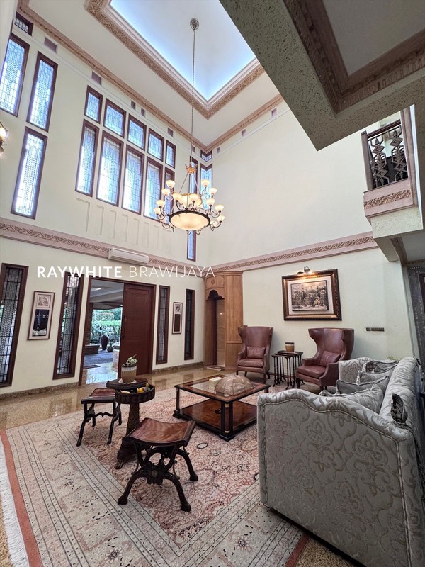 Rumah Mewah Siap Huni Dalam Kompleks Area Kemang