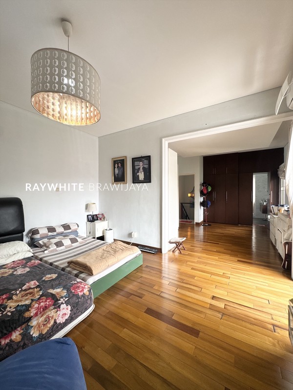 Rumah Siap Huni Lingkungan Tenang Area Cilandak Barat