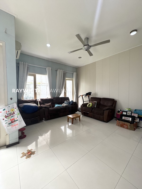 Rumah Siap Huni Lingkungan Tenang Area Cilandak Barat