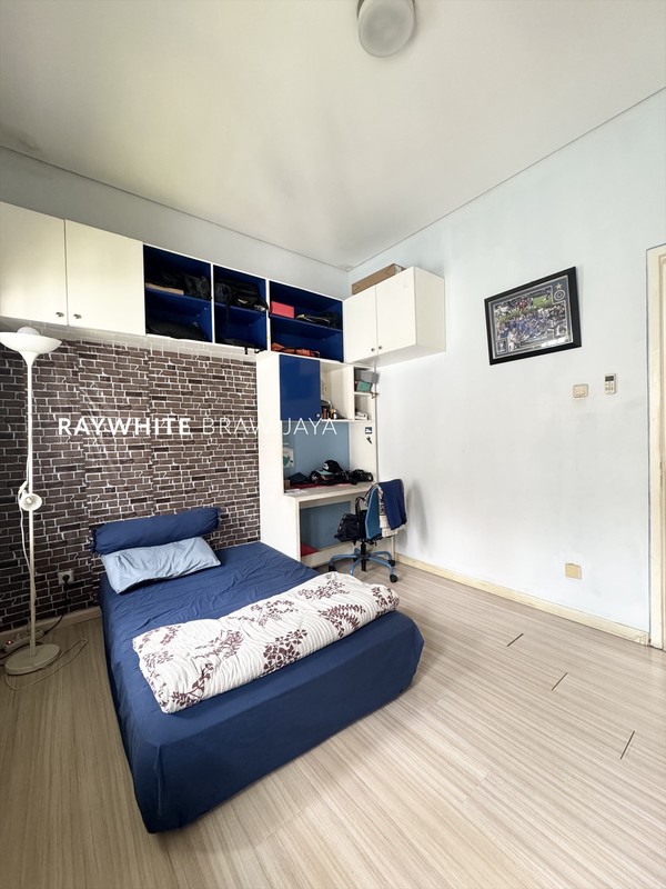 Rumah Siap Huni Lingkungan Tenang Area Cilandak Barat