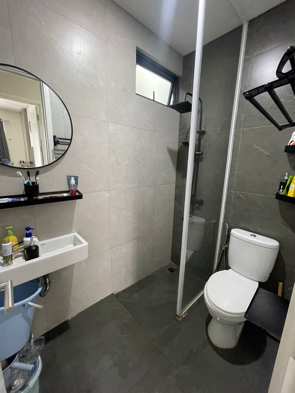 RUMAH SIAP HUNI AKSES 2 MOBIL DI GRAHA RAYA, TANGERANG SELATAN