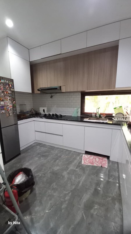 Rumah daerah penduduk dekat dengan sektor 7 Bintaro,, dekat dg area kuliner, RS, BXC dan toll...