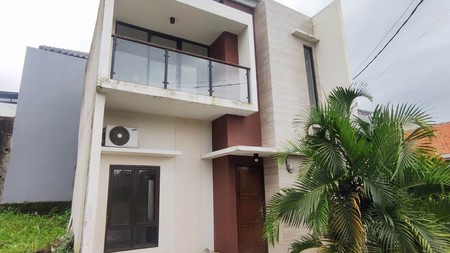 Rumah 2 Lantai, Brand New dalam Cluster di Jurang Mangu