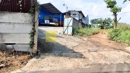 Dijual Gudang Luas di Kedamaian