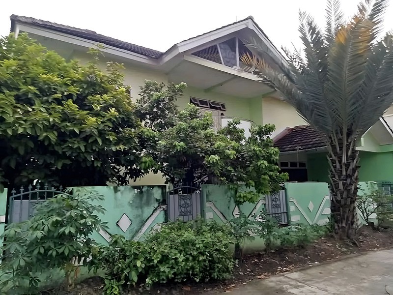 Rumah Luas 2 Lantai Di Perumahan Griya Jatisari Jakasampurna Kota Bekasi