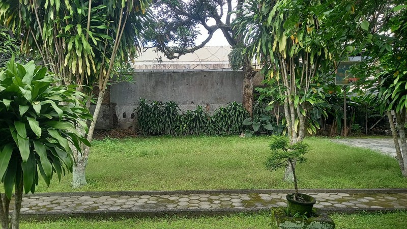 Properti Komersial Strategis Eks Wisma & Kantor, Dekat Bandara Adisutjipto, Maguwoharjo, Depok, Sleman