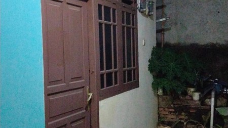 Kontrakan 4 pintu di kawasan bisnis cipadu