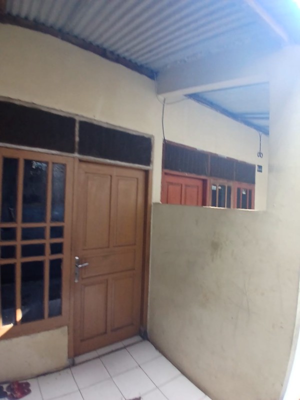 2 Kios 2 Rumah Kontrakan Di Pinggir Jalan Mochtar Raya Petukangan Utara