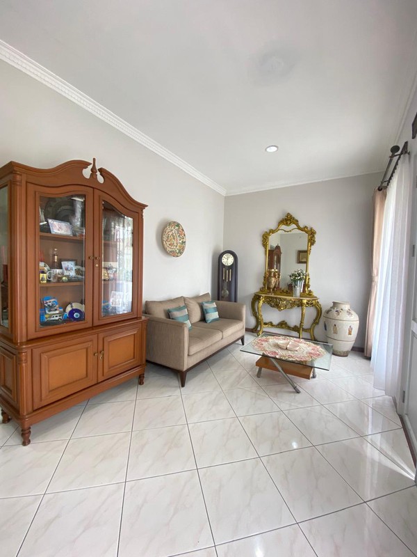 Rumah Nyaman Siap Huni di Cinere dekat ke Tol Brigif