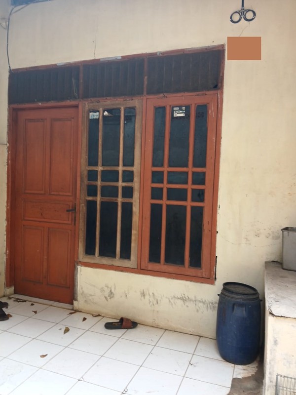2 Kios 2 Rumah Kontrakan Di Pinggir Jalan Mochtar Raya Petukangan Utara