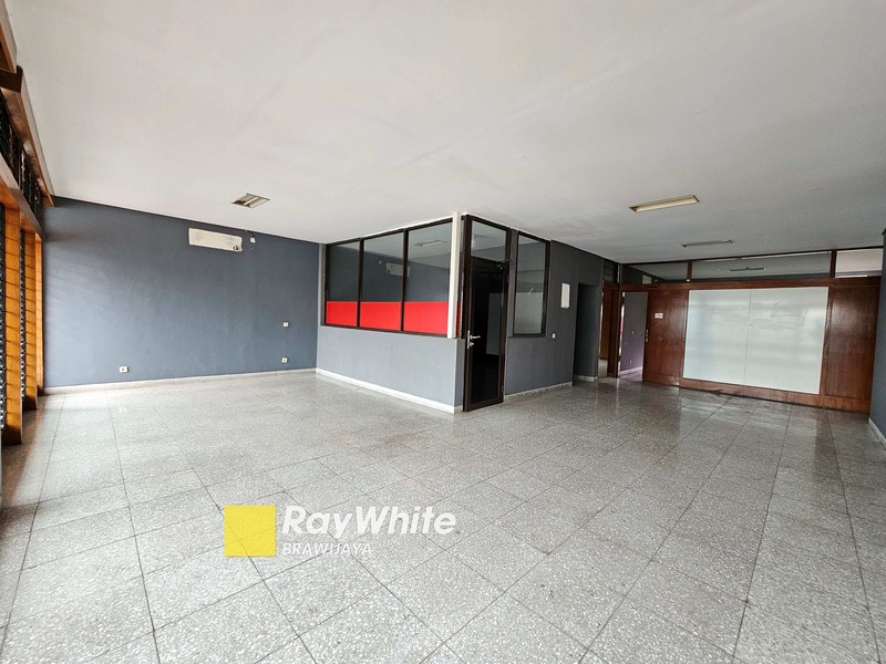 Rumah di Darmawangsa, Kebayoran Baru, akses jalan 2 arah, 5 menit ke MRT Blok A