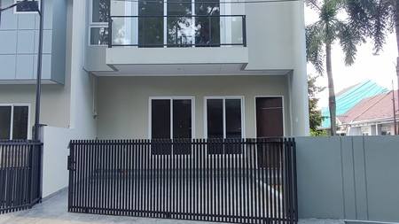 Flash Sale. Rumah bagus Villa Melati Mas, Serpong