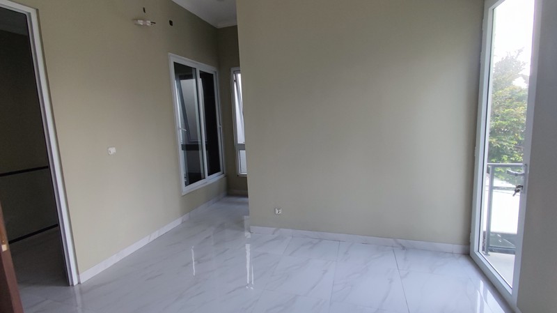 Flash Sale. Rumah bagus Villa Melati Mas, Serpong