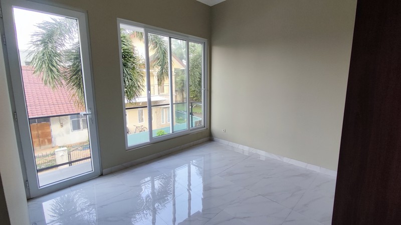 Flash Sale. Rumah bagus Villa Melati Mas, Serpong